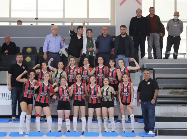 Turgutlu Belediyespor Kadın Voleybol Takımının Rakibi Altekma Altınordu Turgutlu Belediyespor Kadın Voleybol Takımının Rakibi Altekma Altınordu