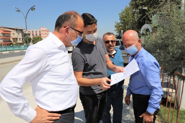 Başkan Çetin Akın Mimar Sinan Parkında İncelemelerde Bulundu