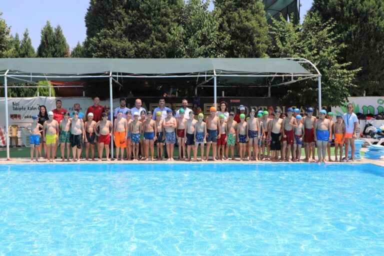 Başkan ve Başkan Yardımcılarından Spor Okullarına Ziyaret Başkan ve Başkan Yardımcılarından Spor Okullarına Ziyaret