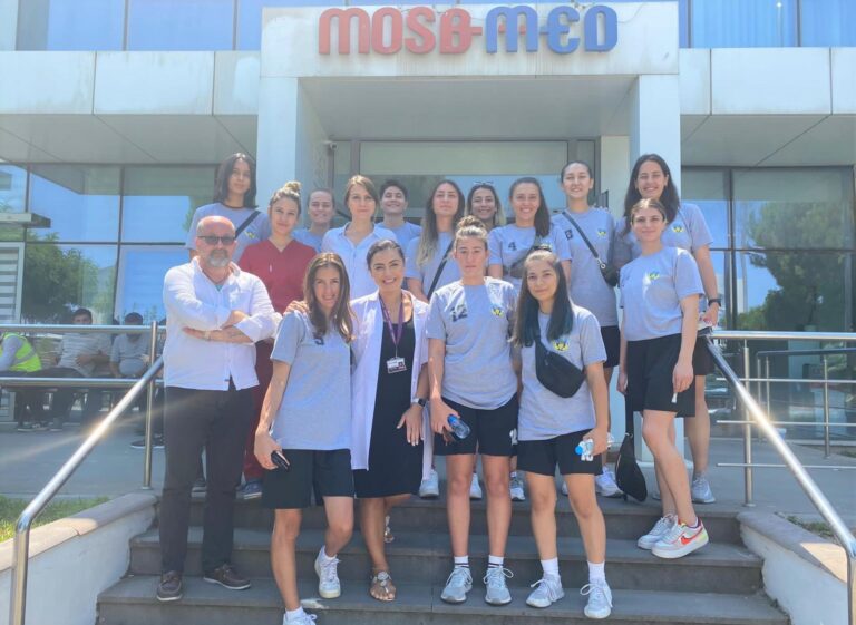 Turgutlu Belediyespor Kadın Basketbol Takımı Sağlık Taramasından Geçti Turgutlu Belediyespor Kadın Basketbol Takımı Sağlık Taramasından Geçti