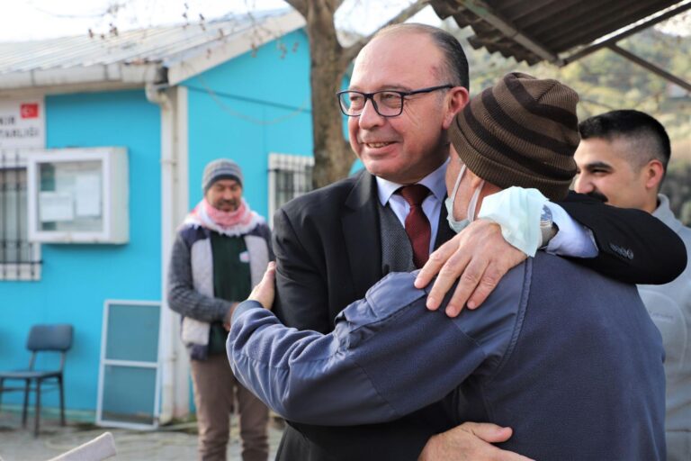 Başkan Çetin Akın’dan Kırsal Mahallelere Çıkarma