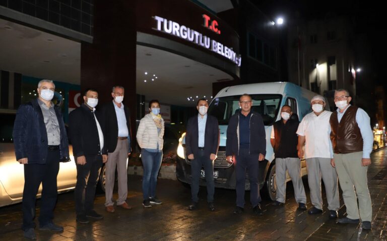 Turgutlu’nun Yardım Eli İzmir’e Uzandı Turgutlu’nun Yardım Eli İzmir’e Uzandı