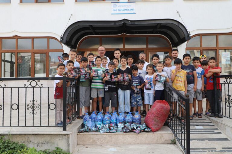 Başkan Çetin Akın Öğrencilerin Çağrısına Duyarsız Kalmadı Başkan Çetin Akın Öğrencilerin Çağrısına Duyarsız Kalmadı