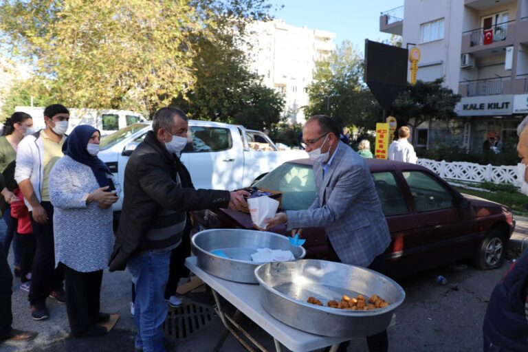 Turgutlu’dan İzmir’e Yardım Köprüsü Turgutlu’dan İzmir’e Yardım Köprüsü