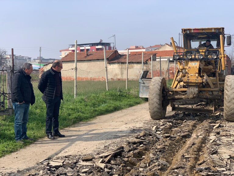 Başkan Çetin Akın’dan Hafta Sonu Mesaisi Başkan Çetin Akın’dan Hafta Sonu Mesaisi