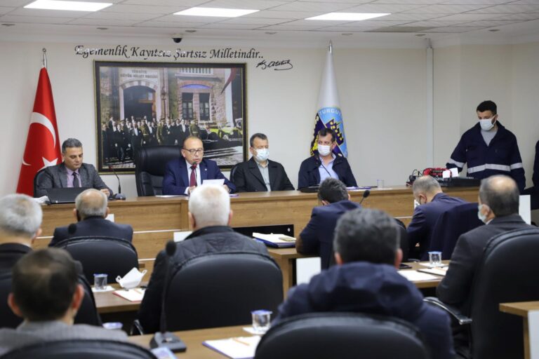 Yılın Son Meclis Toplantısında Altı Madde Oylandı Yılın Son Meclis Toplantısında Altı Madde Oylandı