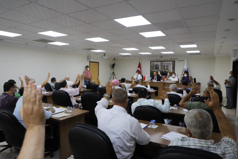 Başkan Çetin Akın: “Yalan, AKP ve MHP Turgutlu İlçe Başkanları’nın ortak dili olmuş!” Başkan Çetin Akın: “Yalan, AKP ve MHP Turgutlu İlçe Başkanları’nın ortak dili olmuş!”