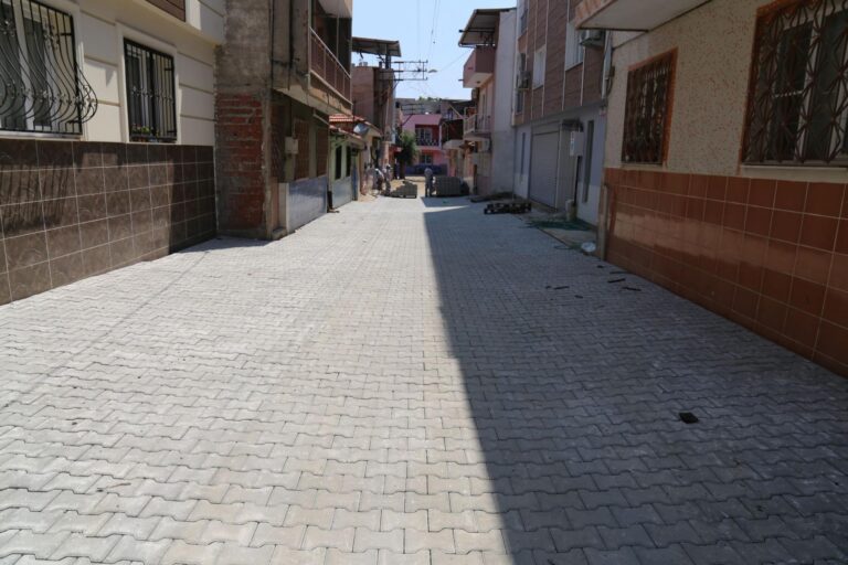 Bozkurt Mahallesinde Yıllardır Çözülemeyen Yol Sorunu Çözüme Kavuşuyor Bozkurt Mahallesinde Yıllardır Çözülemeyen Yol Sorunu Çözüme Kavuşuyor