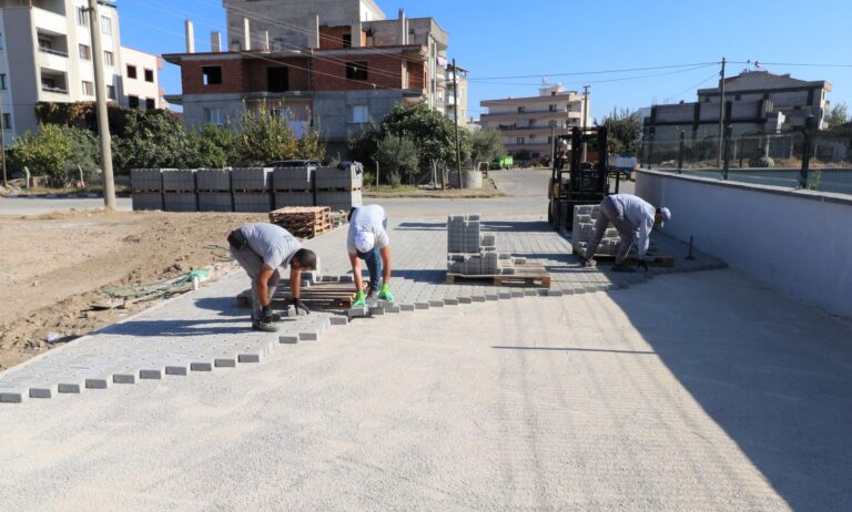Turgutlu Belediyesi Ekiplerinden Çok Yönlü Çalışma Turgutlu Belediyesi Ekiplerinden Çok Yönlü Çalışma
