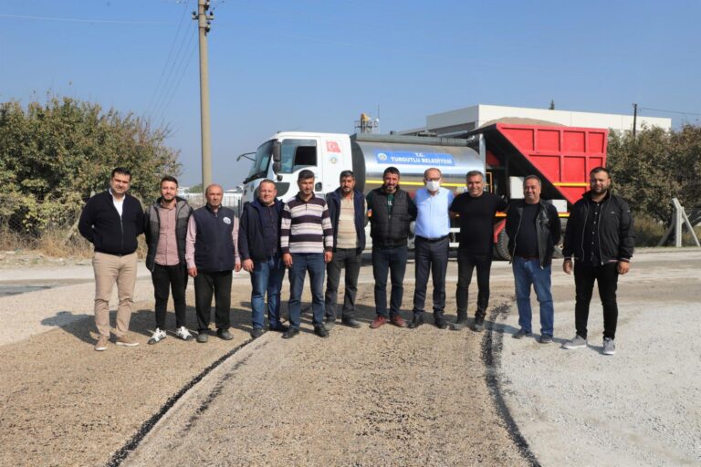 Başkan Çetin Akın: “Yıllardır çözülemeyen bir sorunu daha çözüyoruz” Başkan Çetin Akın: “Yıllardır çözülemeyen bir sorunu daha çözüyoruz”