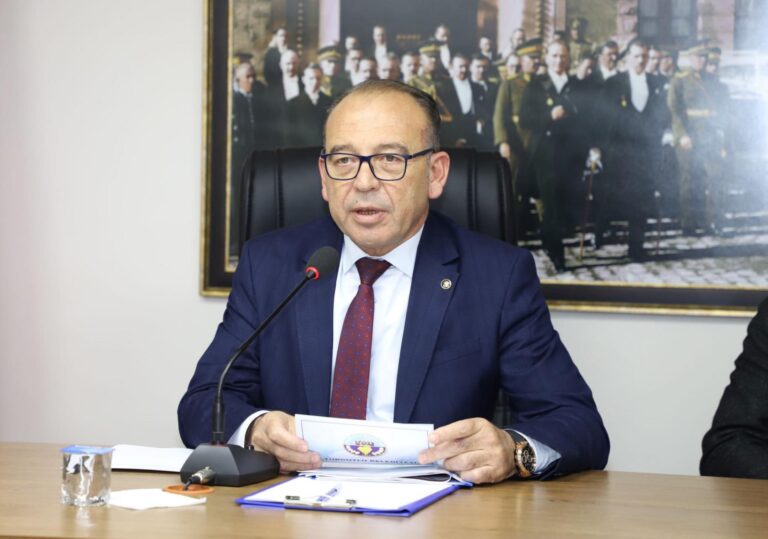 Başkan Çetin Akın: “Ekonomik olarak geldiğimiz durumun özetini tüm Türkiye görsün” Başkan Çetin Akın: “Ekonomik olarak geldiğimiz durumun özetini tüm Türkiye görsün”