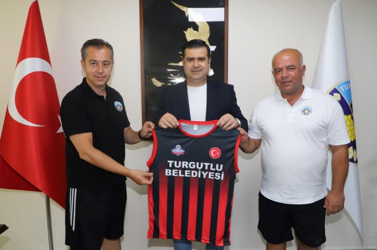 Turgutlu Belediyespor’da Potada Çifte İmza Turgutlu Belediyespor’da Potada Çifte İmza