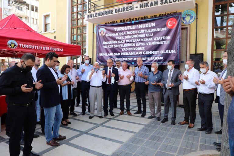 Turgutlu Belediyesinden Kurtuluşun 99. Yılına Özel Lokma Hayrı Turgutlu Belediyesinden Kurtuluşun 99. Yılına Özel Lokma Hayrı