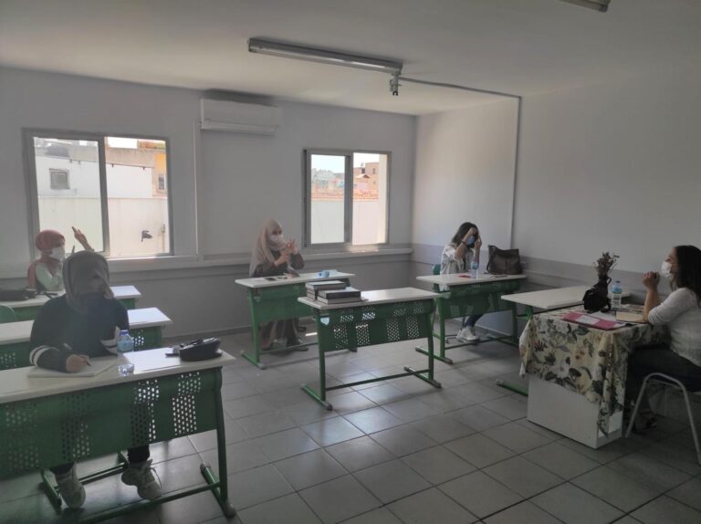 İşaret Dili Kursu İçin Kayıtlar Devam Ediyor İşaret Dili Kursu İçin Kayıtlar Devam Ediyor