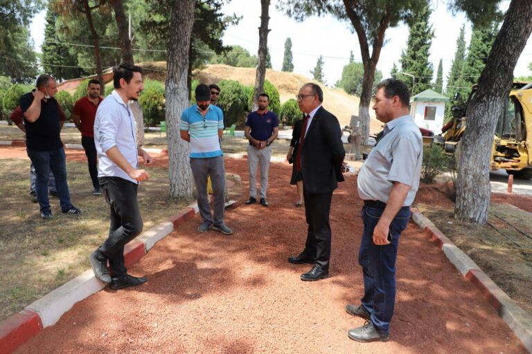 İstasyonaltı Mahallesi Yeni Bekleme Durağına Kavuştu İstasyonaltı Mahallesi Yeni Bekleme Durağına Kavuştu