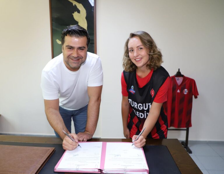 Ceren Kancaoğlu Turgutlu Belediyespor’da Ceren Kancaoğlu Turgutlu Belediyespor’da