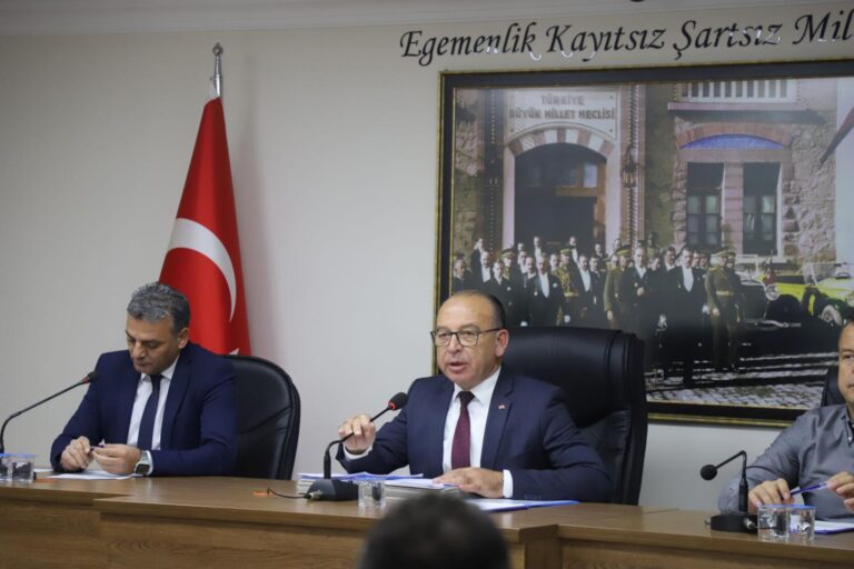 Turgutlu Belediyesi Meclisinden Başkan Çetin Akın’a Kredi Yetkisi Turgutlu Belediyesi Meclisinden Başkan Çetin Akın’a Kredi Yetkisi