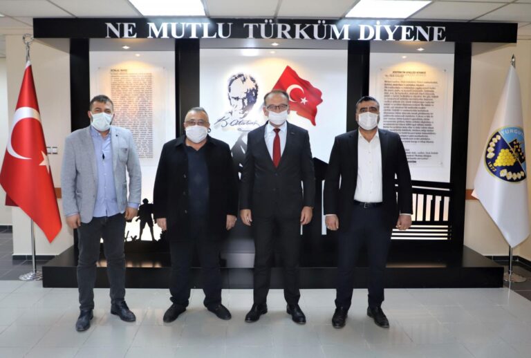 Başkan Çetin Akın’a Teşekkür Ziyaretleri Başkan Çetin Akın’a Teşekkür Ziyaretleri