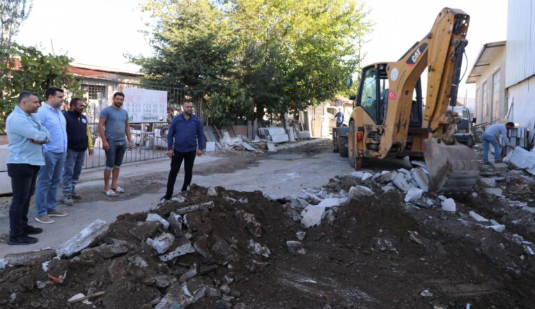Turgutlu Belediye Başkan Yardımcıları Çalışmaları İnceledi
