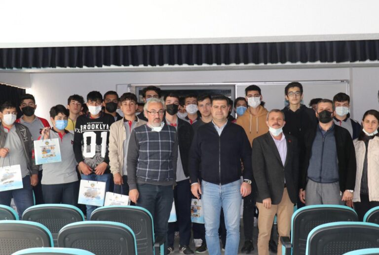Turgutlu’da Yerel Tarih Gönüllüleri Yetişiyor Turgutlu’da Yerel Tarih Gönüllüleri Yetişiyor