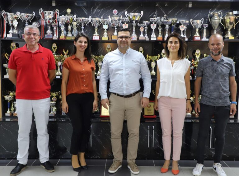 Turgutlu Belediyespor’da Yeni Başkan Fırat Honaz Oldu Turgutlu Belediyespor’da Yeni Başkan Fırat Honaz Oldu