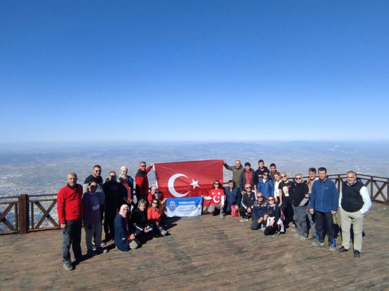 TURBELDAK Ekibi Cumhuriyet Bayramını Unutmadı TURBELDAK Ekibi Cumhuriyet Bayramını Unutmadı