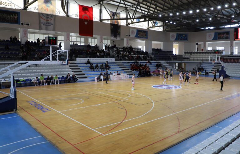 Turgutlu Belediyesi-Antalya Güneşi Maçı 15 Mart Salı Gününe Ertelendi Turgutlu Belediyesi-Antalya Güneşi Maçı 15 Mart Salı Gününe Ertelendi