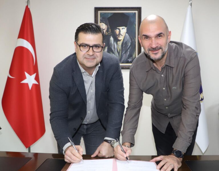 Turgutlu Belediyesi Kadın Basketbol Takımı Yola Kaan Artun ile Devam Edecek Turgutlu Belediyesi Kadın Basketbol Takımı Yola Kaan Artun ile Devam Edecek