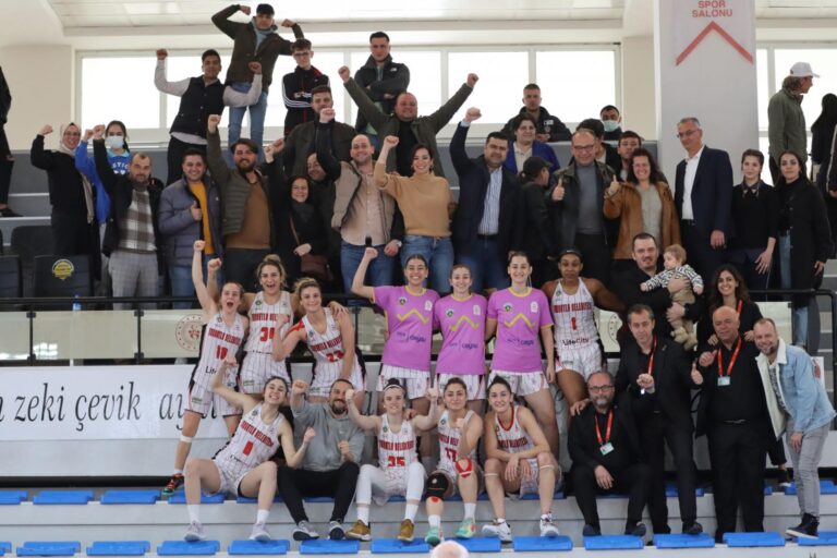 Turgutlu Belediyespor’da İç Transferde Üç İmza Turgutlu Belediyespor’da İç Transferde Üç İmza