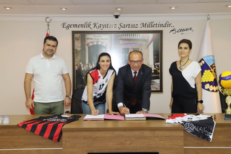 Revşen Başboğa Yuvaya Döndü Revşen Başboğa Yuvaya Döndü