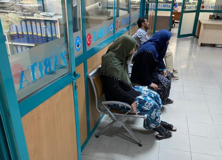 Turgutlu Zabıtasından Dilencilere Yönelik Operasyon Turgutlu Zabıtasından Dilencilere Yönelik Operasyon