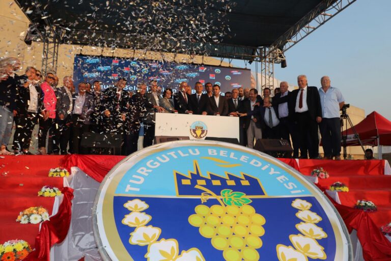 Turgutlu Belediyesinin En Büyük Yatırımı Sanayi Çarşısı’nın Temeli Atıldı Turgutlu Belediyesinin En Büyük Yatırımı Sanayi Çarşısı’nın Temeli Atıldı