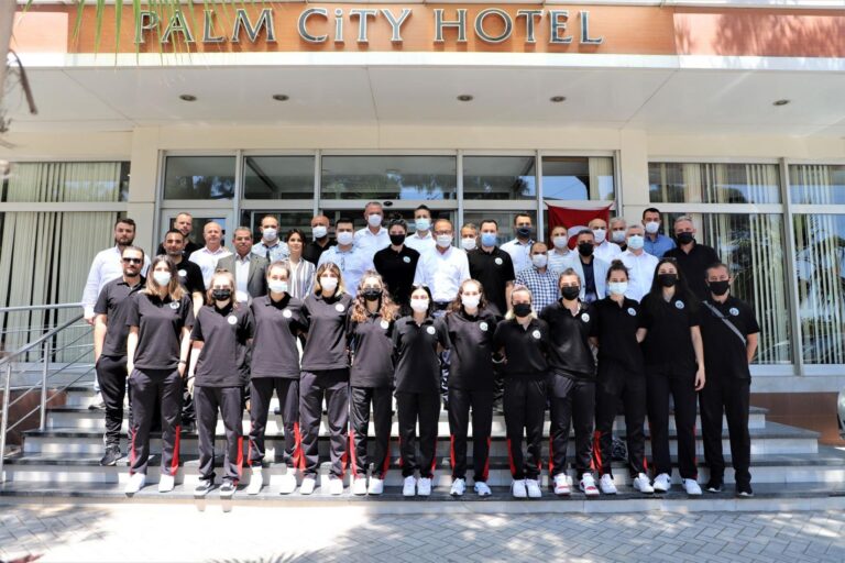 Turgutlu Belediyesi Kadın Basketbol Takımı Final Maçları İçin Ankara’ya Gidiyor Turgutlu Belediyesi Kadın Basketbol Takımı Final Maçları İçin Ankara’ya Gidiyor