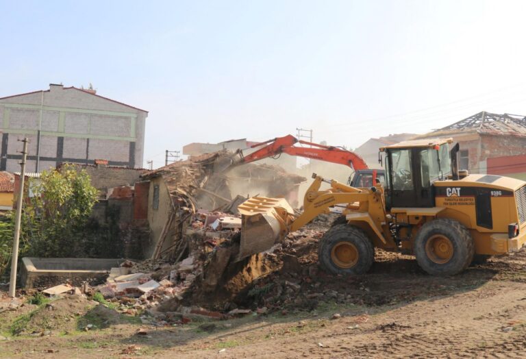 Cuma Pazarı Projesi İçin Hazırlıklar Devam Ediyor Cuma Pazarı Projesi İçin Hazırlıklar Devam Ediyor