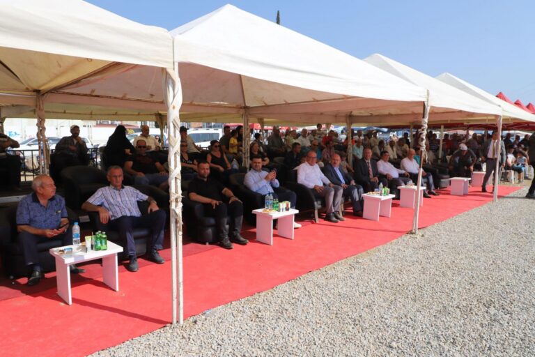 Geleneksel Rahvan At Yarışları’na Büyük İlgi Geleneksel Rahvan At Yarışları’na Büyük İlgi