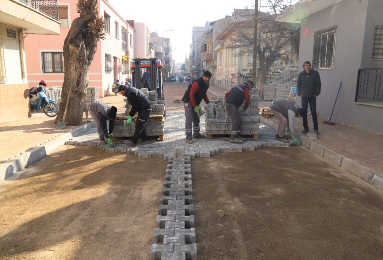 Turgutlu Belediyesi Ekipleri Kent Genelinde Yoğun Bir Çalışma İçinde