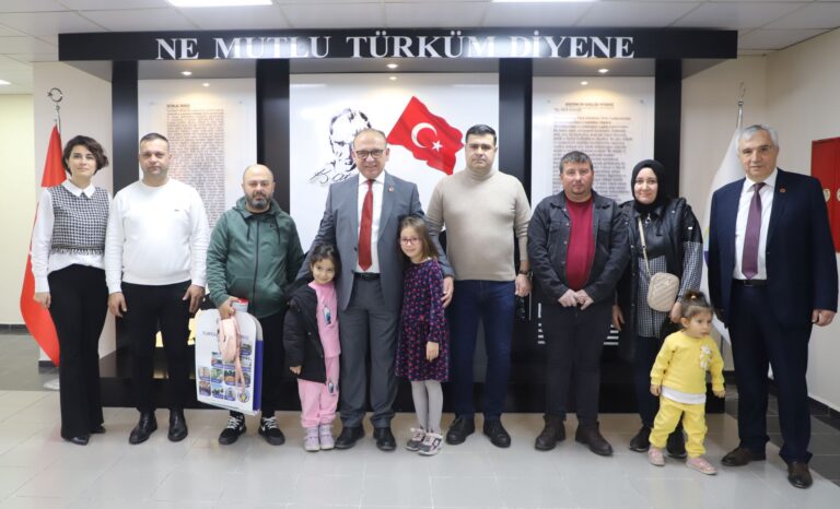 Turgutlu Belediyesinde Kalpleri Isıtan Buluşma Turgutlu Belediyesinde Kalpleri Isıtan Buluşma