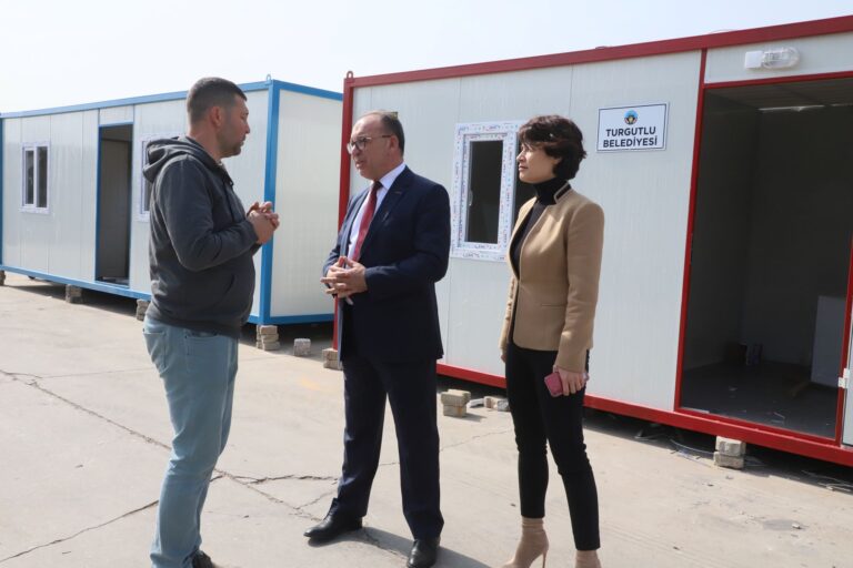 Deprem Bölgesine Kurulacak Olan “Turgutlu Sokağı” Çalışmaları Devam Ediyor Deprem Bölgesine Kurulacak Olan “Turgutlu Sokağı” Çalışmaları Devam Ediyor