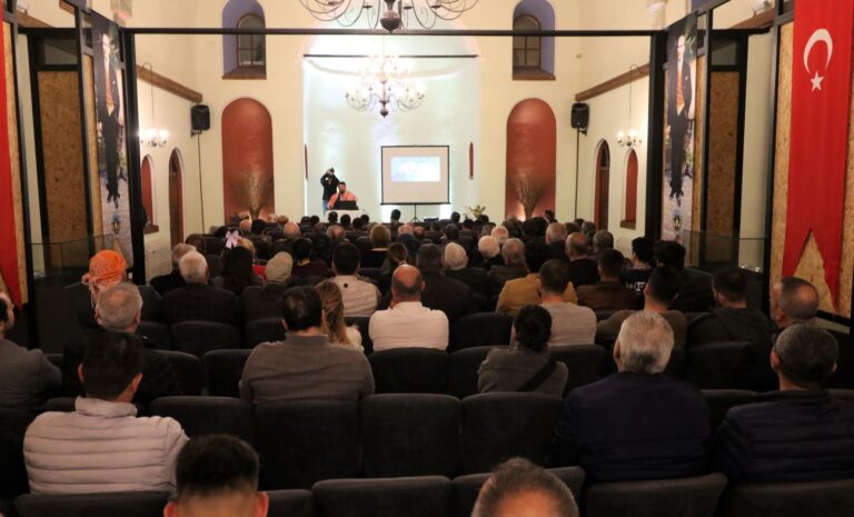 Müze Sohbetlerinde Araplı Türkmenleri Ele Alındı Müze Sohbetlerinde Araplı Türkmenleri Ele Alındı