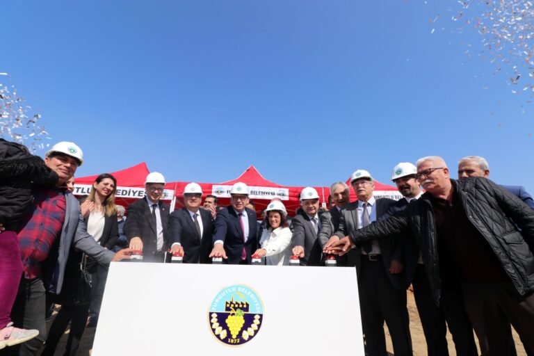 Turgutlu Belediyesi Bir Projenin Daha Temelini Attı