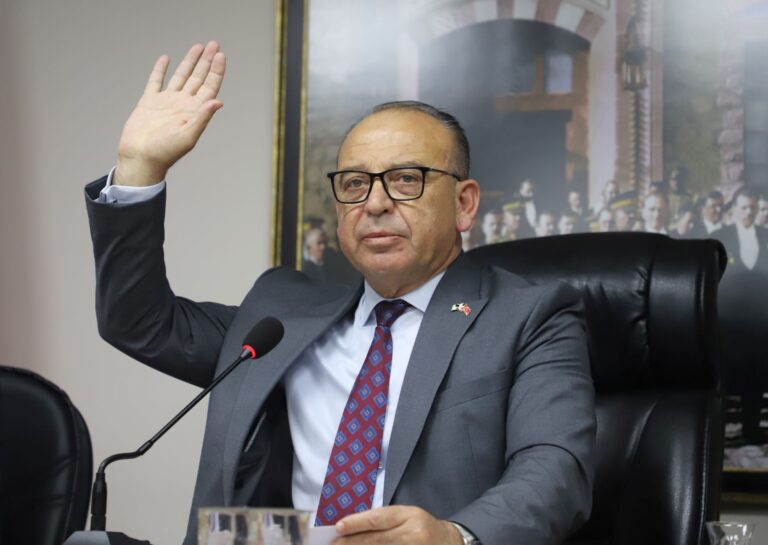 Turgutlu Belediyesi Eğitim Merkezinde Depremzede Öğrenciler Ücretsiz Kurs Alacak Turgutlu Belediyesi Eğitim Merkezinde Depremzede Öğrenciler Ücretsiz Kurs Alacak