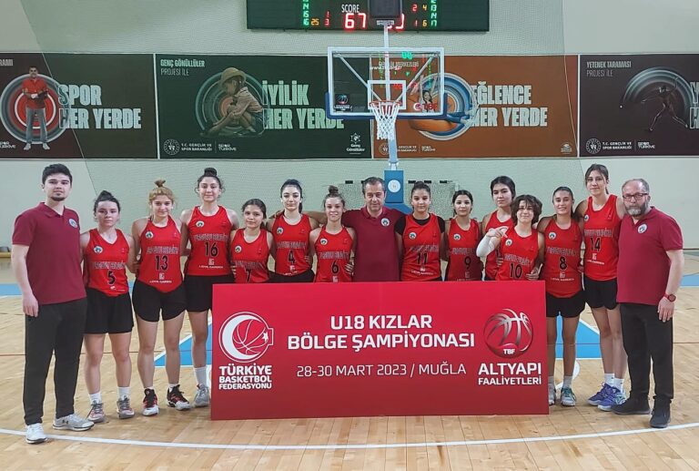 Turgutlu Belediyespor U18 Kadın Basketbol Takımı Anadolu Şampiyonası Yolunda