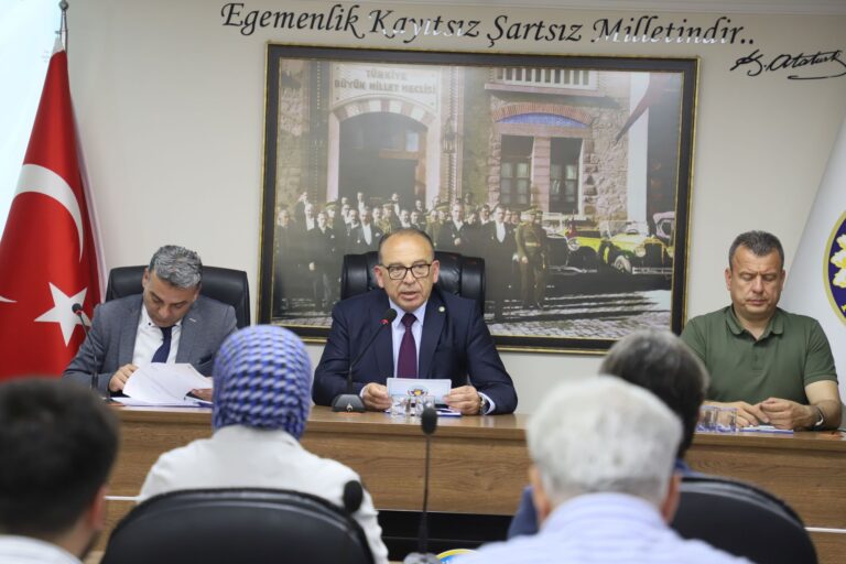 Turgutlu Belediyesi Meclisinden Seçimler Öncesinde Sağduyu Çağrısı Turgutlu Belediyesi Meclisinden Seçimler Öncesinde Sağduyu Çağrısı