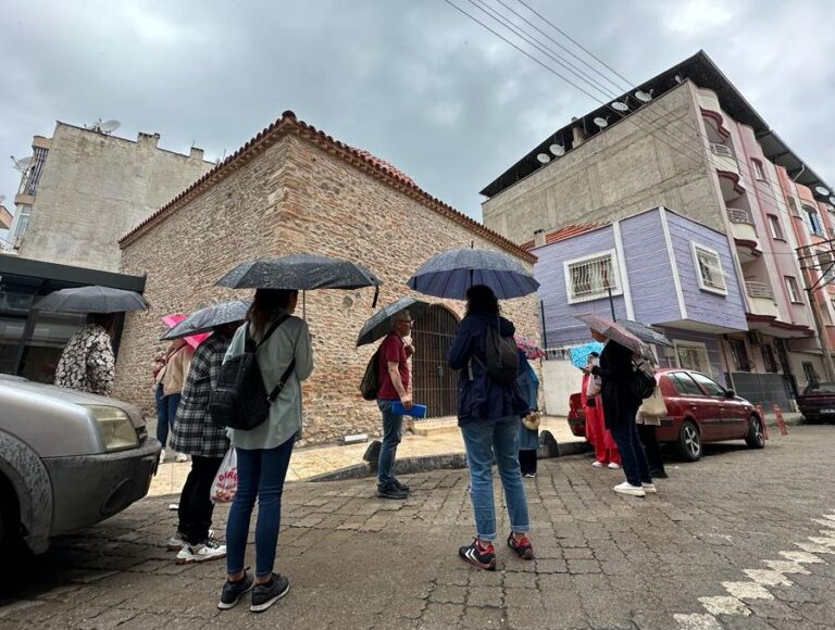 Tarih Sokakta Turunun İlk Etkinliği Gerçekleşti Tarih Sokakta Turunun İlk Etkinliği Gerçekleşti