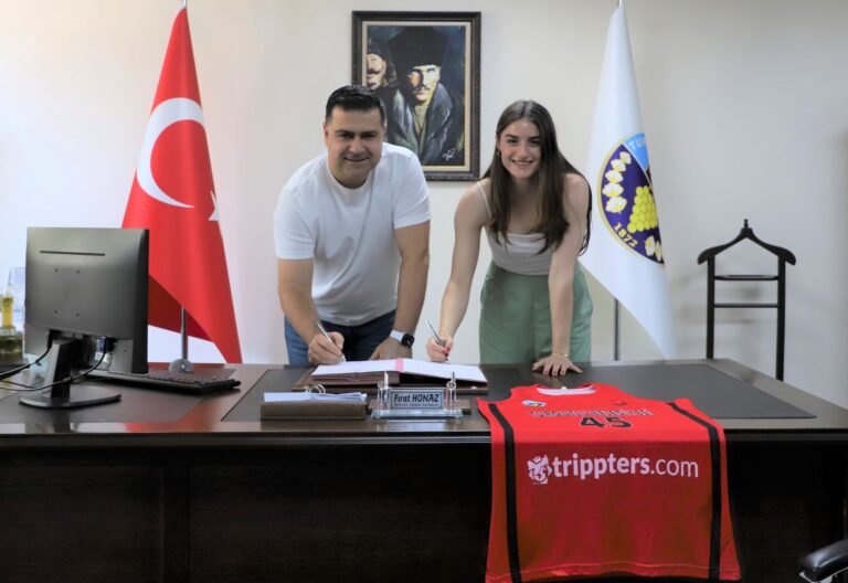 Yağmur Öztürk Yuvasına Kaptan Olarak Geri Döndü
