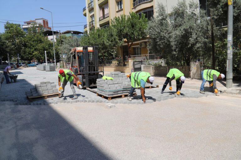 Turgutlu Belediyesi Ekipleri Çalışmalarını Hızlandırdı Turgutlu Belediyesi Ekipleri Çalışmalarını Hızlandırdı