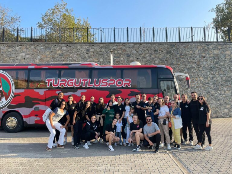 Trippters.com Turgutlu Belediyesi Kadın Basketbol Takımı Rakibine Geçit Vermedi Trippters.com Turgutlu Belediyesi Kadın Basketbol Takımı Rakibine Geçit Vermedi