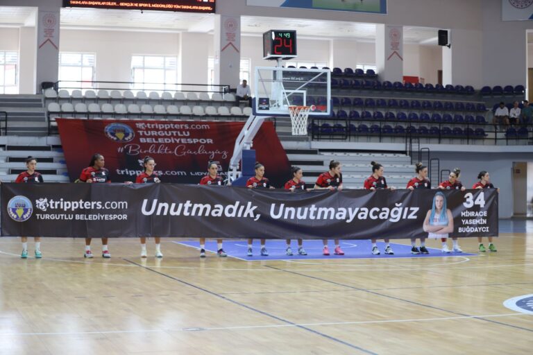 Trippters.com Turgutlu Belediyesi Kadın Basketbol Takımı Mihrace Yasemin Buğdaycı’yı Unutmadı Trippters.com Turgutlu Belediyesi Kadın Basketbol Takımı Mihrace Yasemin Buğdaycı’yı Unutmadı