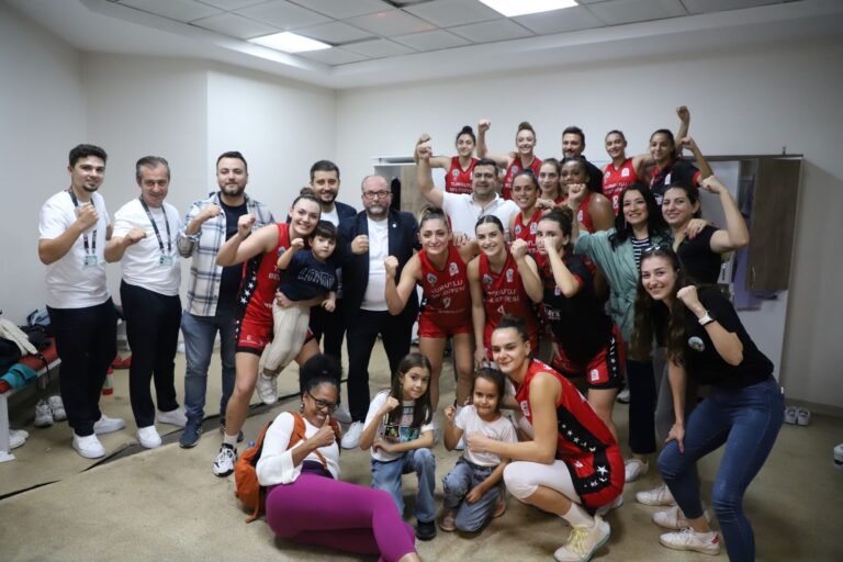 Turgutlu Belediyespor’da Zafer Haftası Turgutlu Belediyespor’da Zafer Haftası