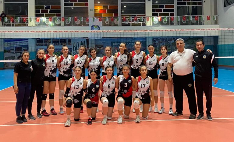 Turgutlu Belediyespor U18 Takımlarından Çifte Galibiyet